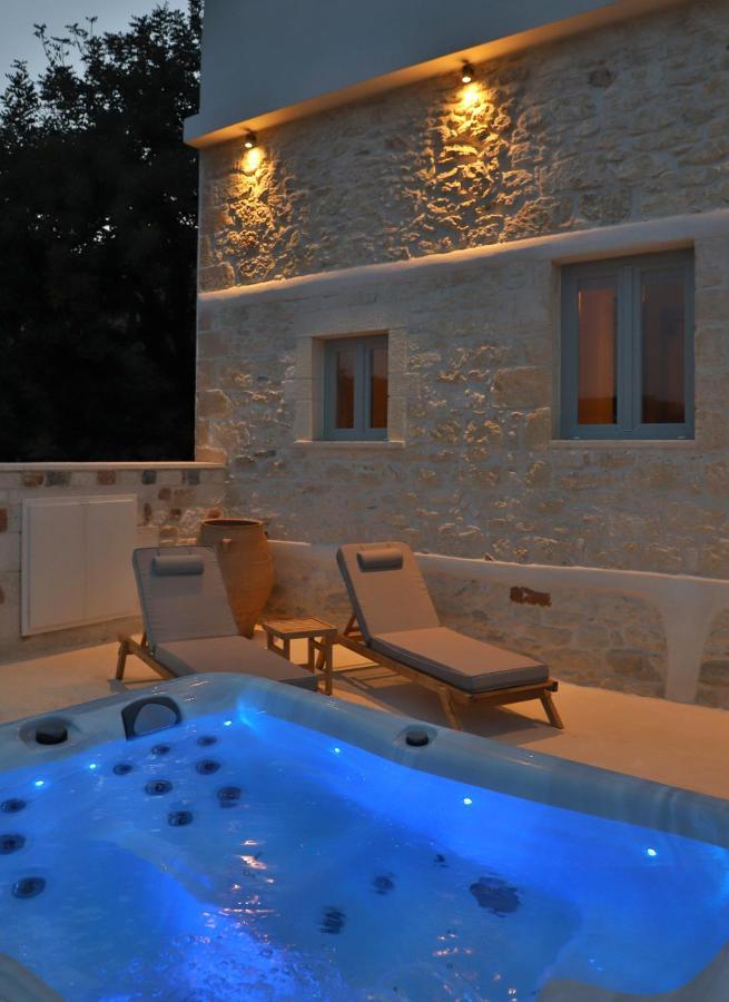 Amvikas Suites-Sitia Экстерьер фото