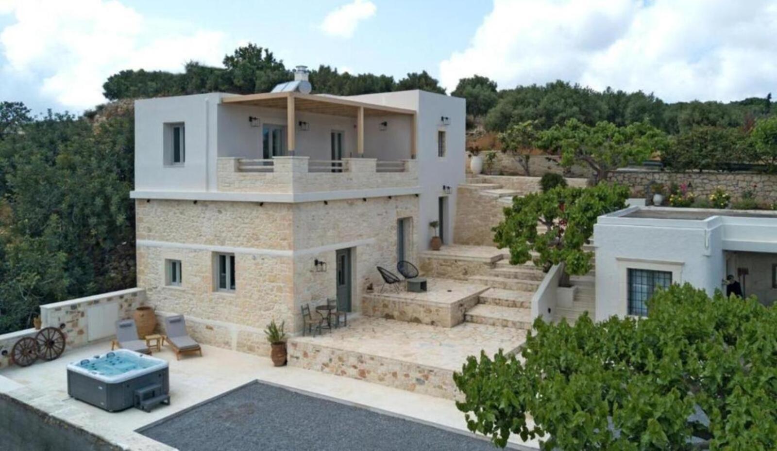 Amvikas Suites-Sitia Экстерьер фото